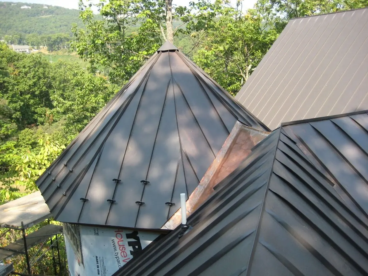Professional Roof Tarp Installation by Craftsman Roofing in Strathmore Woods